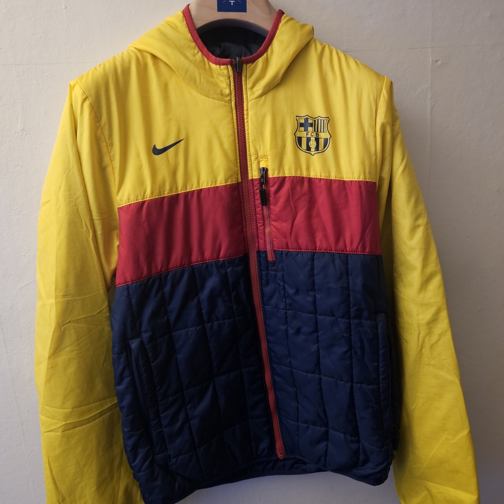 Nike Barcelona Men's Yellow and Blue Reversable Jacket